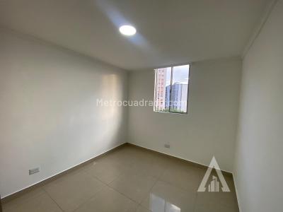 Apartamento de 2 alcobas en venta en Loma Del Indio, Medellín, 58 m² · foto 6 de 17