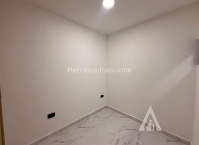 Apartamento de 3 alcobas en arriendo en Las Playas, Medellín, 95 m² · foto 2 de 9