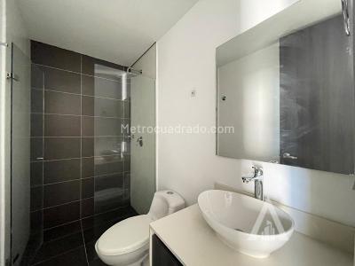 Apartaestudio en arriendo en Ciudad Del Rio, Medellín, 45 m² · foto 3 de 5