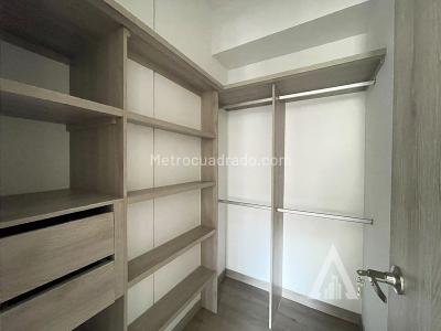 Apartamento de 3 alcobas en arriendo en Ciudad Del Rio, Medellín, 72 m² · foto 6 de 9