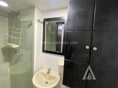 Apartamento de 3 alcobas en venta en Loma Del Indio, Medellín, 58 m² · foto 4 de 17