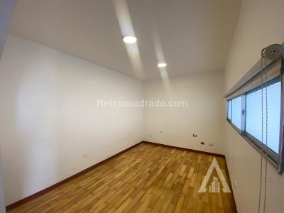 Casa de 3 alcobas en venta en Altos Del Poblado, Medellín, 183 m² · foto 12 de 20
