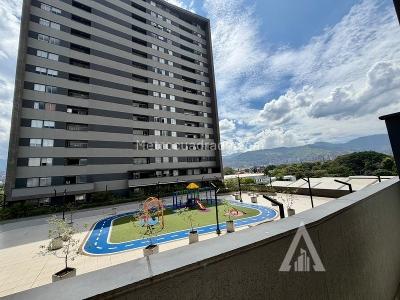 Apartamento de 1 alcoba en venta en El Poblado, Medellín, 45 m² · foto 8 de 10