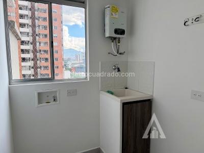 Apartamento de 3 alcobas en venta en El Poblado, Medellín, 45 m² · foto 5 de 14