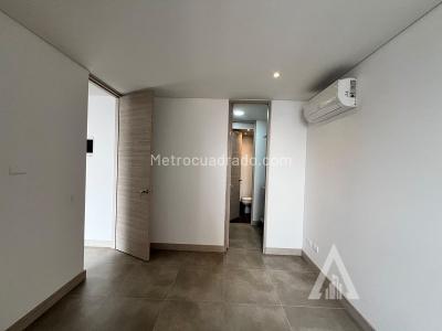 Apartamento de 2 alcobas en arriendo en El Poblado, Medellín, 87 m² · foto 15 de 16
