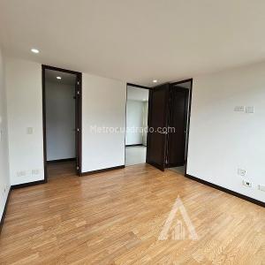 Apartamento de 2 alcobas en arriendo en El Poblado, Medellín, 90 m² · foto 5 de 15