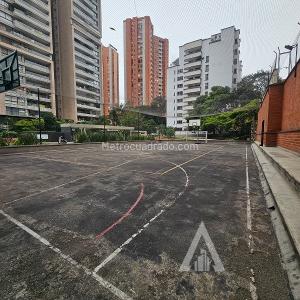 Apartamento de 2 alcobas en arriendo en El Poblado, Medellín, 90 m² · foto 6 de 15