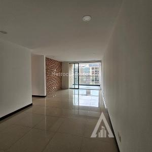 Apartamento de 2 alcobas en arriendo en El Poblado, Medellín, 90 m² · foto 9 de 15