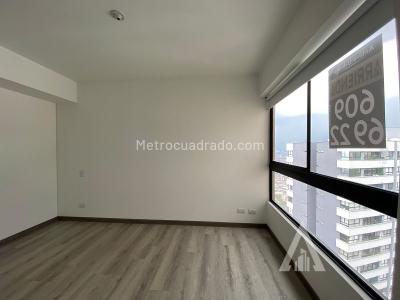 Apartamento de 3 alcobas en arriendo en Av Las Palmas, Medellín, 76 m² · foto 6 de 12