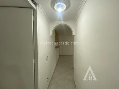 Apartamento de 2 alcobas en arriendo en Av Las Palmas, Medellín, 52 m² · foto 5 de 9