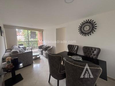 Apartamento de 3 alcobas en arriendo en Envigado, Envigado, 65 m² · foto 2 de 11