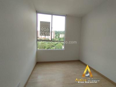 Apartamento de 2 alcobas en arriendo en Loma Del Indio, Medellín, 75 m² · foto 8 de 12