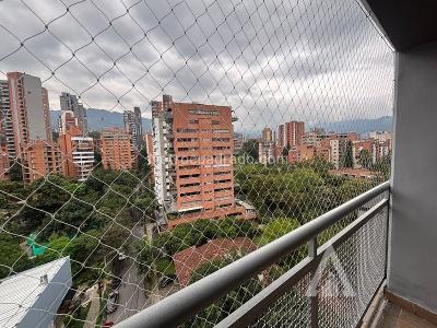 Apartamento de 3 alcobas en arriendo en El Poblado, Medellín, 64 m² · foto 4 de 17
