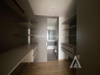 Apartamento de 2 alcobas en arriendo en San Lucas, Medellín, 143 m² · foto 8 de 20