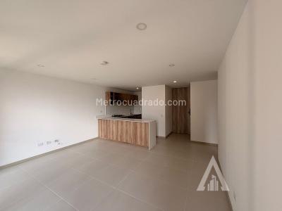 Apartamento de 2 alcobas en arriendo en Ciudad Del Rio, Medellín, 75 m² · foto 9 de 17