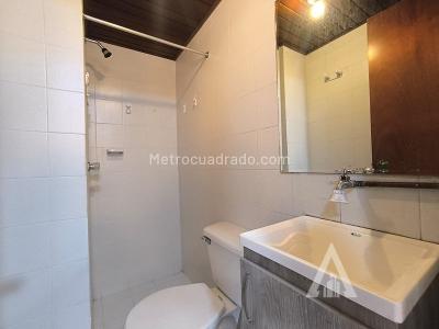 Apartamento de 2 alcobas en arriendo en El Poblado, Medellín, 96 m² · foto 17 de 20