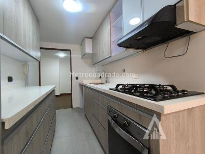 Apartamento de 2 alcobas en arriendo en El Poblado, Medellín, 96 m² · foto 18 de 20