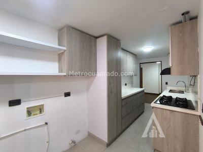 Apartamento de 2 alcobas en arriendo en El Poblado, Medellín, 96 m² · foto 19 de 20