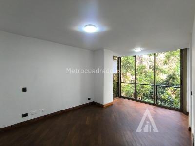 Apartamento de 2 alcobas en arriendo en El Poblado, Medellín, 96 m² · foto 6 de 20