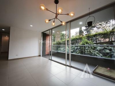 Apartamento de 2 alcobas en arriendo en Sabaneta, Sabaneta, 65 m² · foto 12 de 16