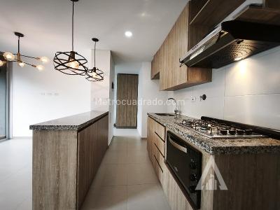 Apartamento de 2 alcobas en arriendo en Sabaneta, Sabaneta, 65 m² · foto 2 de 16