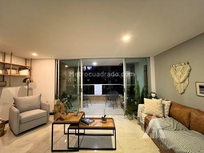 Apartamento de 2 alcobas en arriendo en Laureles, Medellín, 110 m² · foto 10 de 12