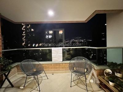 Apartamento de 2 alcobas en arriendo en Laureles, Medellín, 110 m² · foto 12 de 12