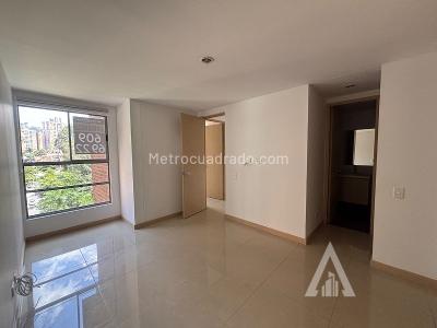 Apartamento de 2 alcobas en arriendo en San Jose, Sabaneta, 72 m² · foto 4 de 11