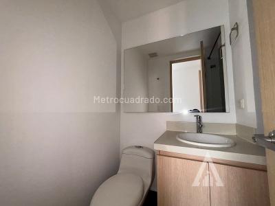 Apartamento de 2 alcobas en arriendo en San Jose, Sabaneta, 72 m² · foto 7 de 11