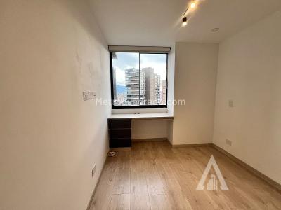 Apartamento de 2 alcobas en arriendo en Av Las Palmas, Medellín, 80 m² · foto 6 de 13