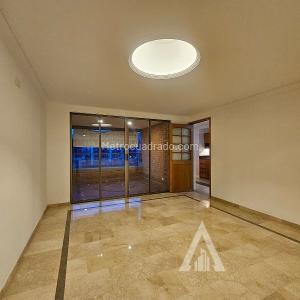 Apartamento de 3 alcobas en arriendo en El Poblado, Medellín, 226 m² · foto 12 de 20
