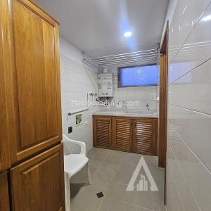 Apartamento de 3 alcobas en arriendo en El Poblado, Medellín, 226 m² · foto 9 de 20