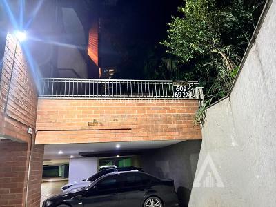 Apartamento de 2 alcobas en arriendo en Castropol, Medellín, 70 m² · foto 8 de 13
