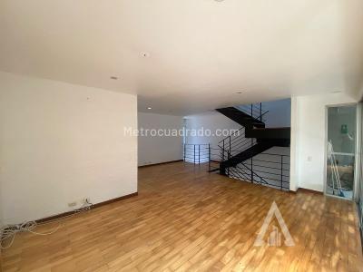 Casa de 3 alcobas en arriendo en Altos Del Poblado, Medellín, 183 m² · foto 17 de 20
