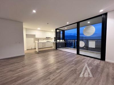 Casa de 2 alcobas en arriendo en Altos Del Poblado, Medellín, 95 m² · foto 13 de 16