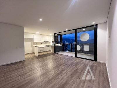 Casa de 2 alcobas en arriendo en Altos Del Poblado, Medellín, 95 m² · foto 2 de 16