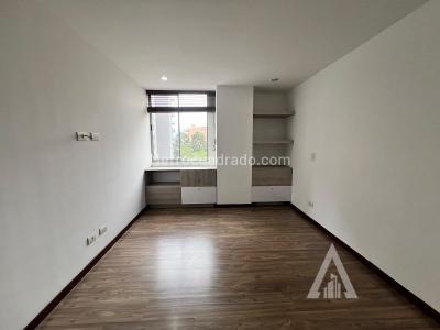 Casa de 3 alcobas en arriendo en Altos Del Poblado, Medellín, 120 m² · foto 15 de 17