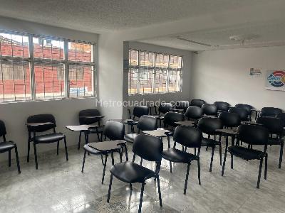 Casa de 5 alcobas en venta en Tequendama, Soacha, 268 m² · foto 8 de 10