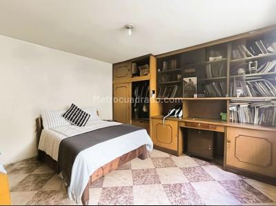 Casa de 5 alcobas en venta en Muzu, Bogotá, 291 m² · foto 7 de 19