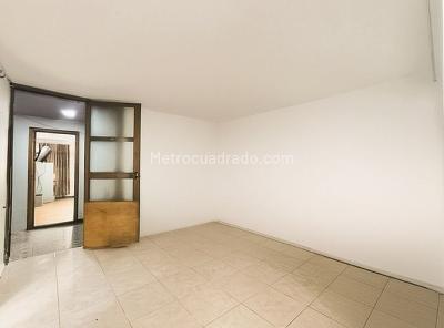 Casa de 5 alcobas en venta en Muzu, Bogotá, 291 m² · foto 9 de 19