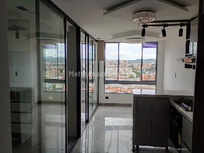 Apartamento en venta en San Antonio Norte, Bogotá · foto 4 de 10