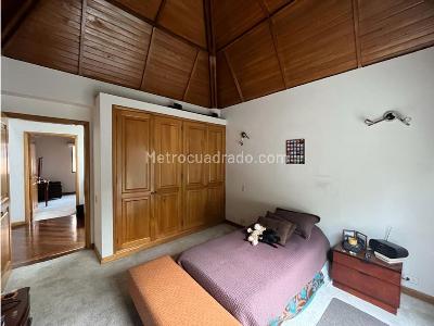 Casa de 5 alcobas en venta en Calatrava Ii, Bogotá, 265 m² · foto 7 de 20