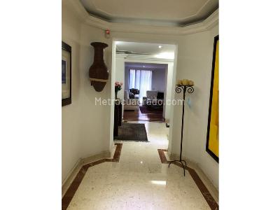 Apartamento de 4 alcobas en venta en La Carolina, Bogotá, 250 m² · foto 3 de 20