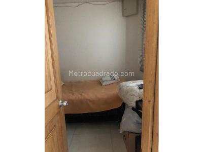 Apartamento de 4 alcobas en venta en La Carolina, Bogotá, 250 m² · foto 16 de 20