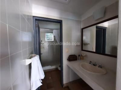 Casa de 4 alcobas en venta en Girardot, Girardot, 381 m² · foto 15 de 18
