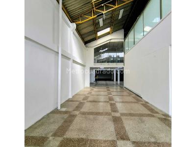 Warehouse for rent in Toberin, Bogotá