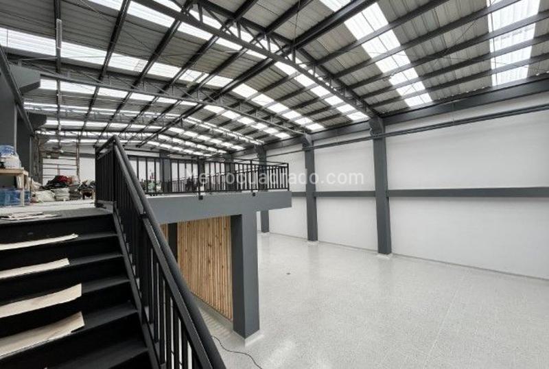 Bodega en Arriendo, ENGATIVA, Bogotá D.C. - Más