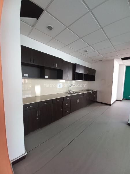 Oficina en Arriendo, CHAPINERO, Bogotá D.C. - Vista 3