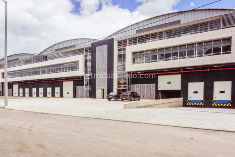 Bodega en Arriendo, FONTIBON, Bogotá D.C. - Más