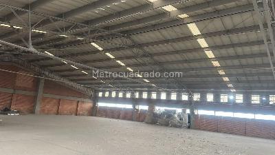 Warehouse for rent in MONTEVIDEO, Bogotá